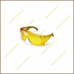 Gafa proteccion mod. 403 panoramica antivaho amarilla -en166-