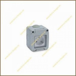 Base schuko estanca ip65 con tt lateral -16a- 250v legrand